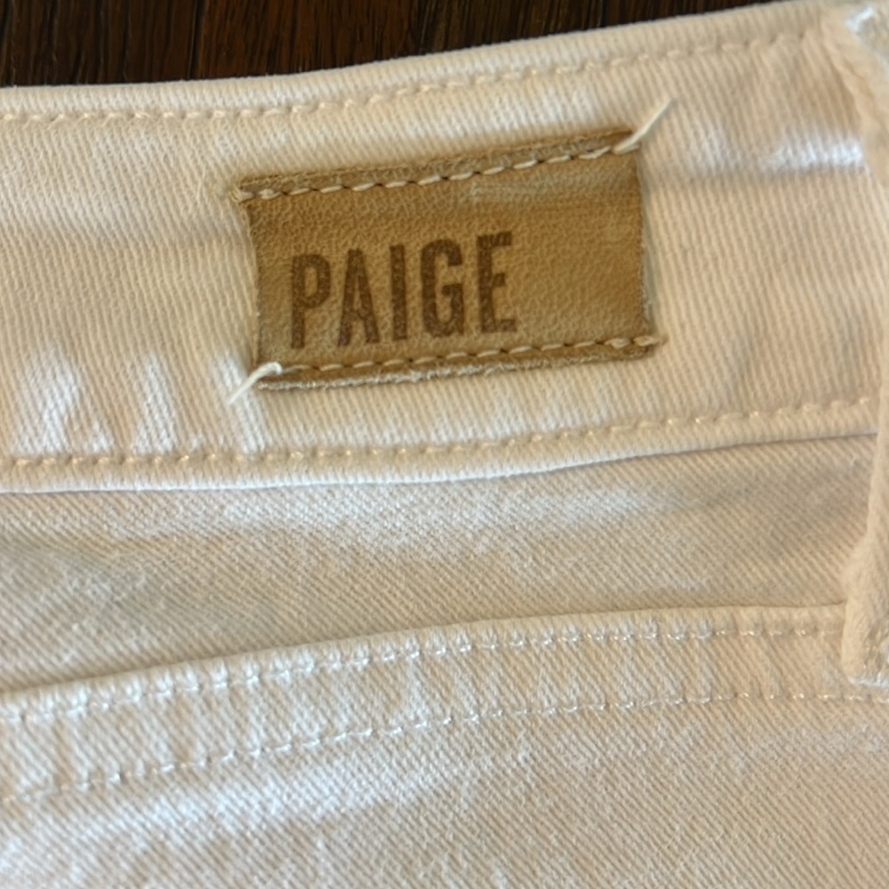 Paige Kylie Crop White Denim. Size 28 - Picture 3 of 8